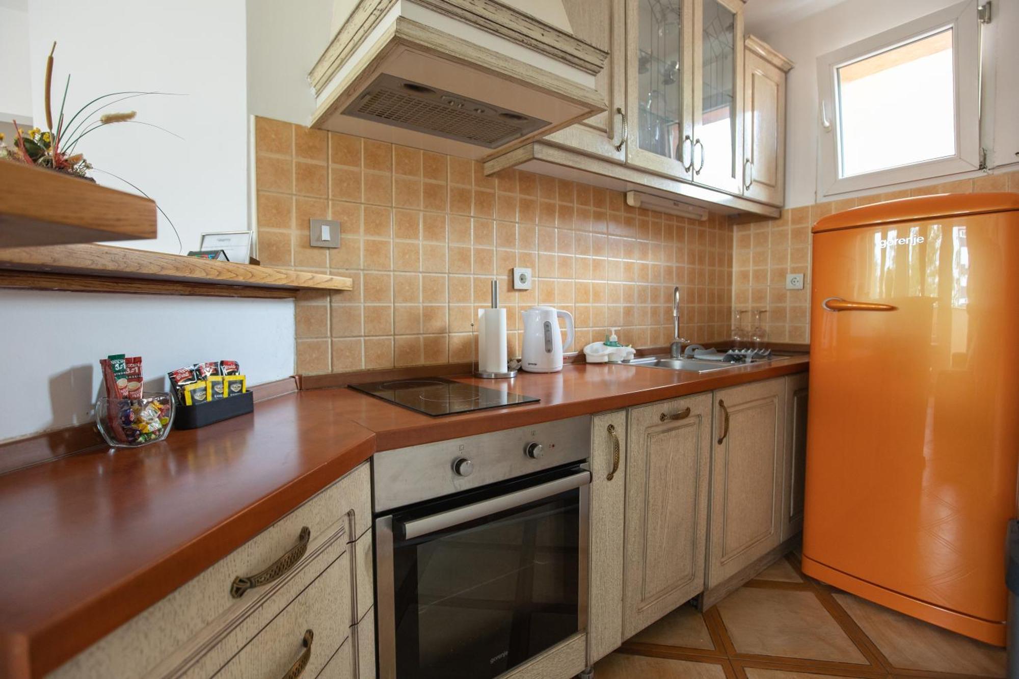 4 Rooms Apartments Ni Buitenkant foto