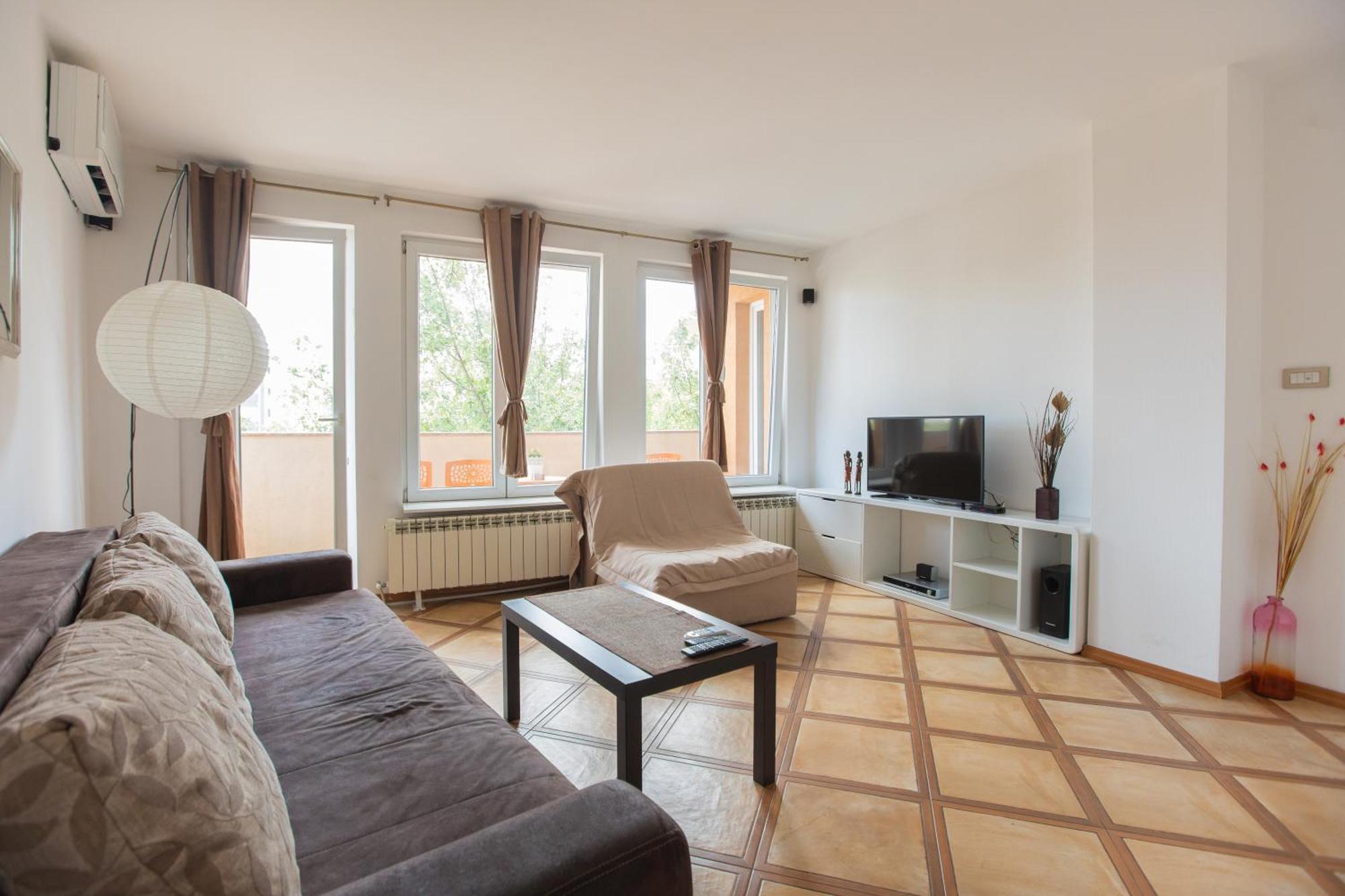 4 Rooms Apartments Ni Buitenkant foto