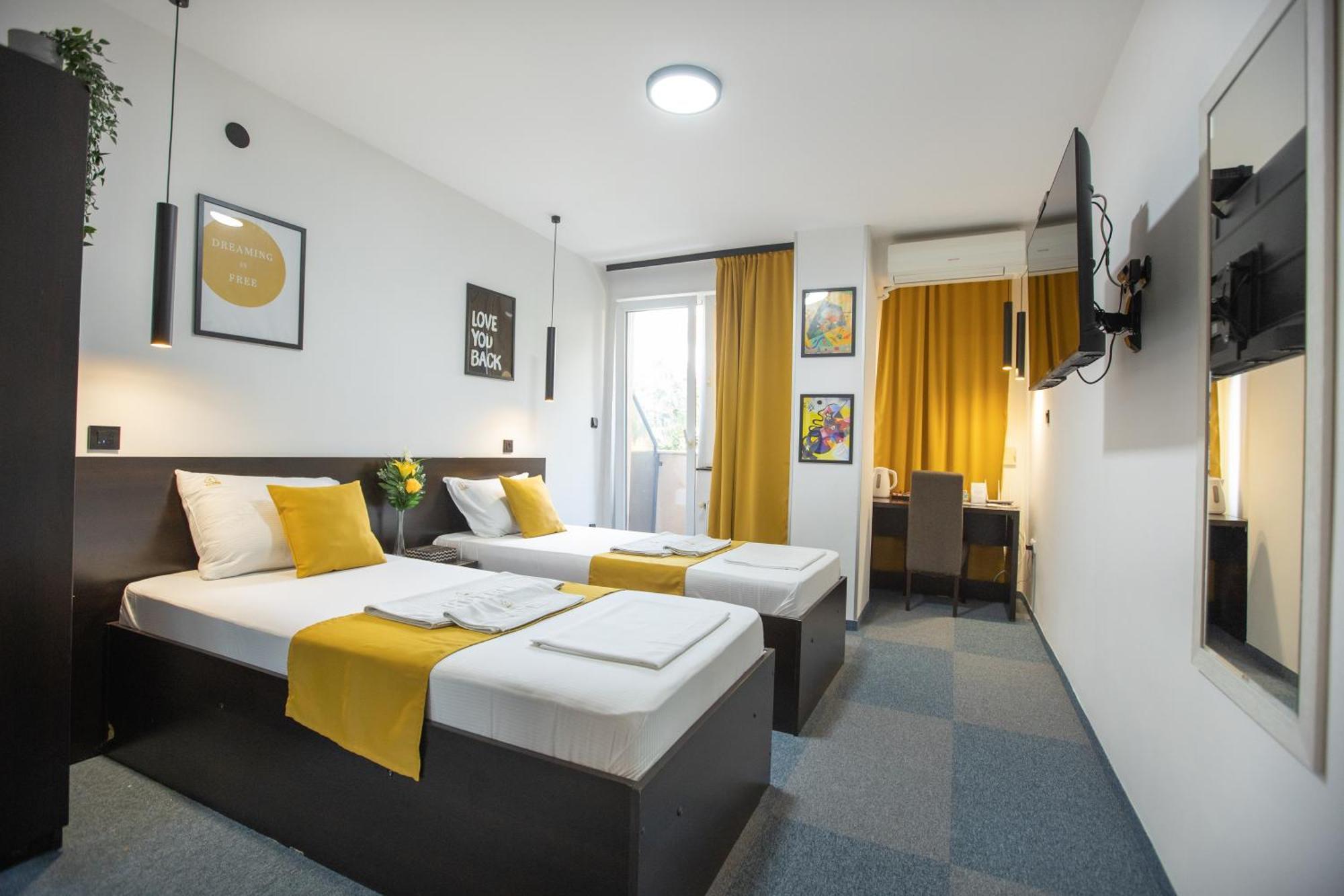 4 Rooms Apartments Ni Buitenkant foto